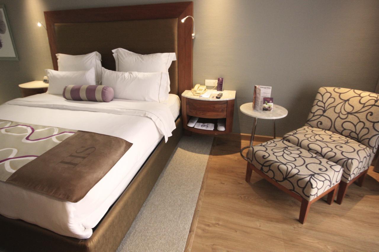 Hs Hotsson Hotel Irapuato Kültér fotó