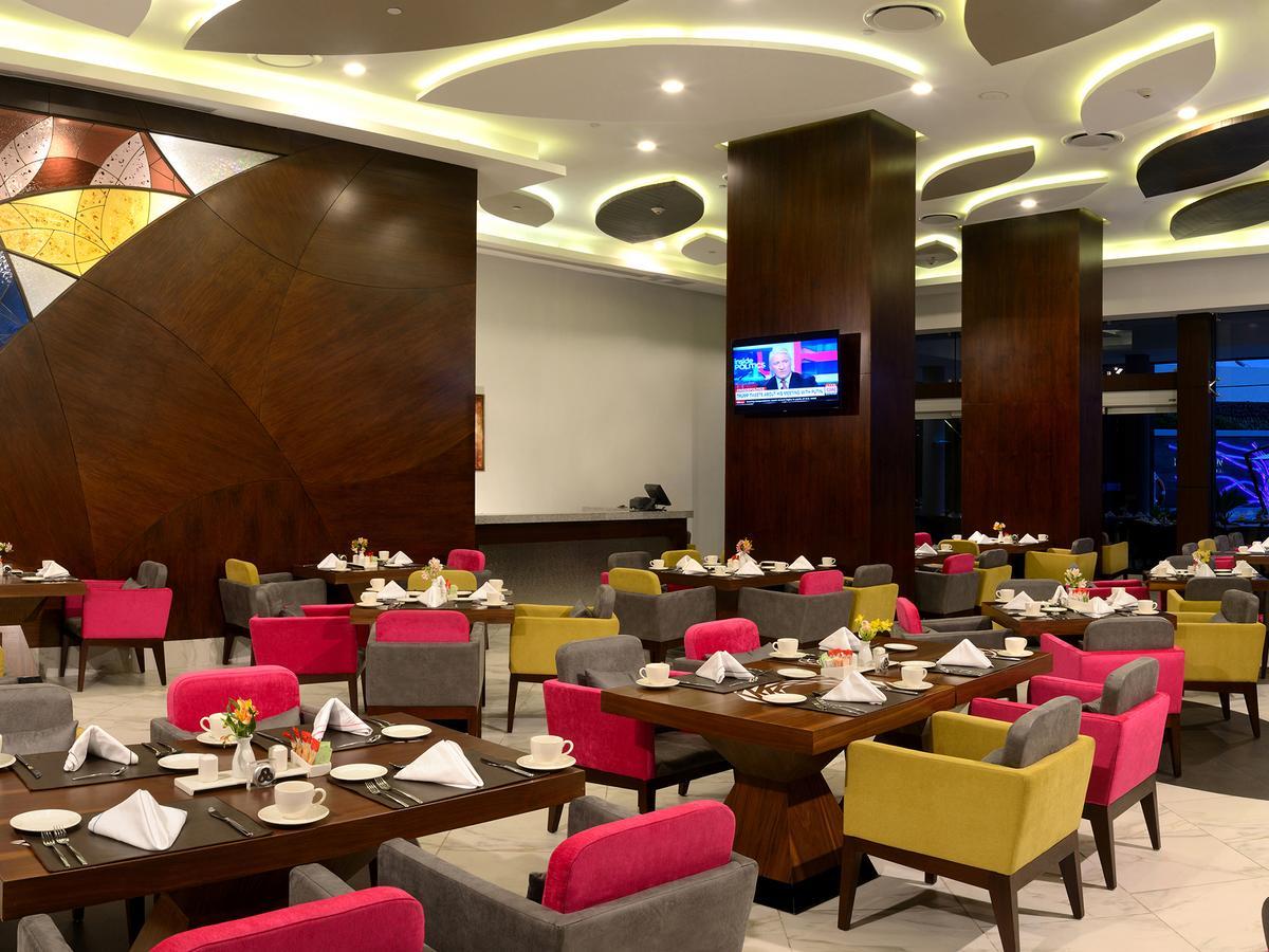 Hs Hotsson Hotel Irapuato Kültér fotó